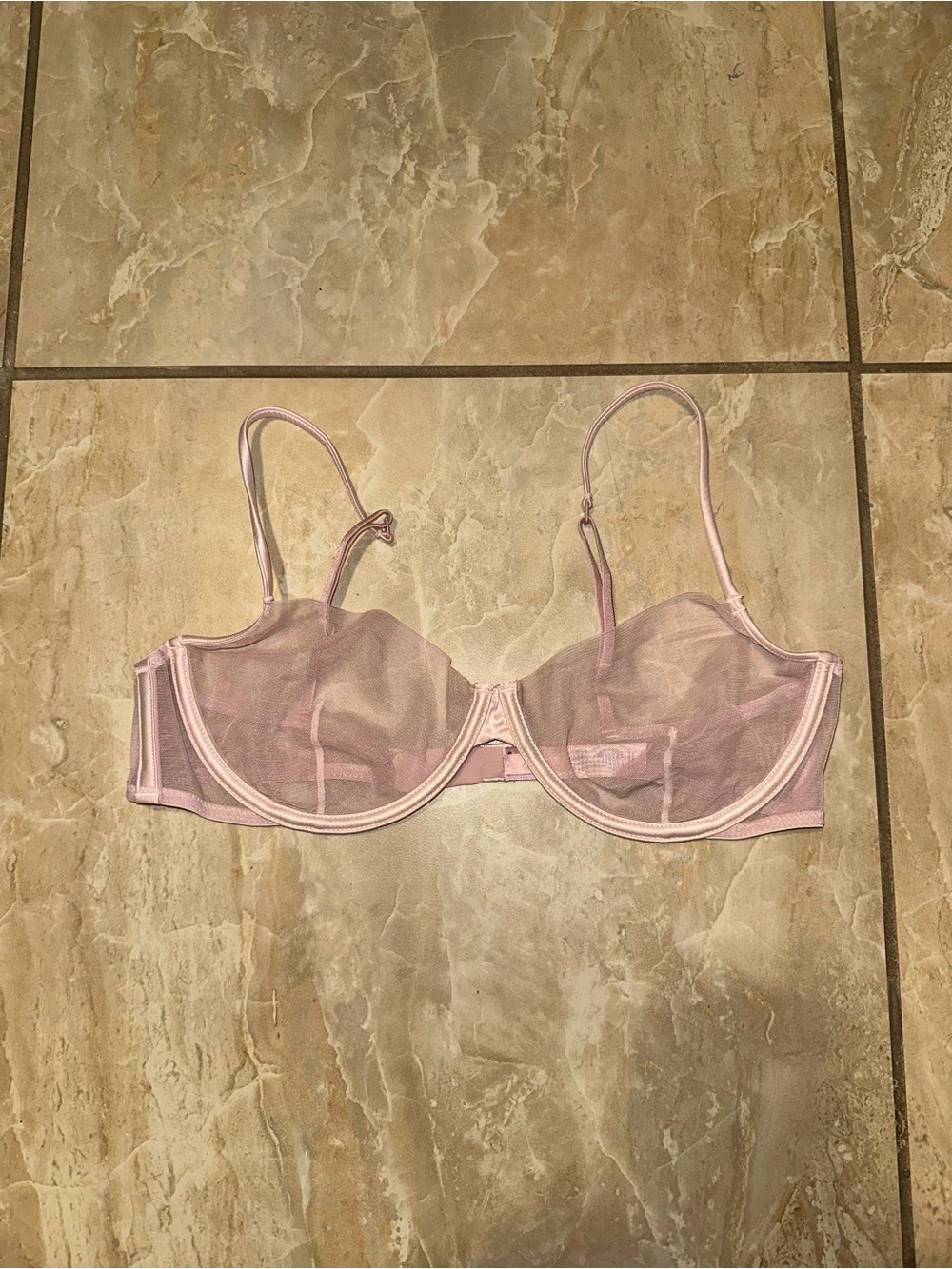 Barely Pink SKIMS Invisible Plunge Bra Size 34DD